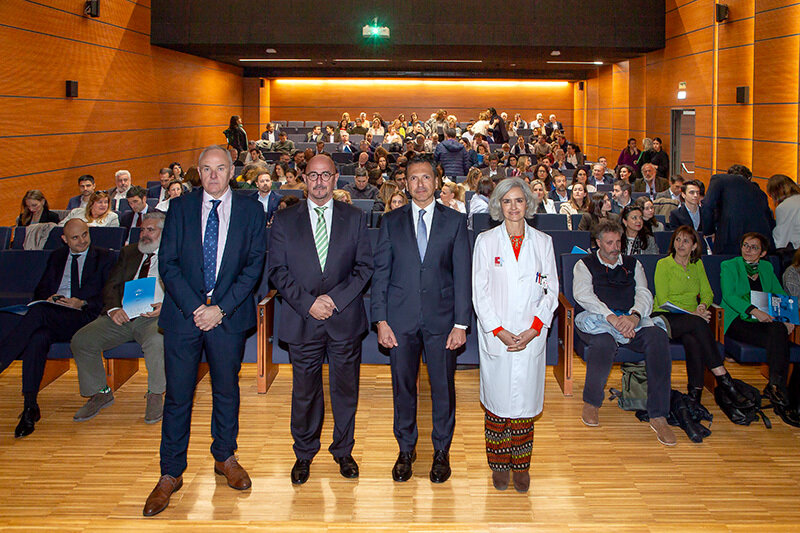 Autoridades durante la jornada (Foto: Gobierno de Cantabria)