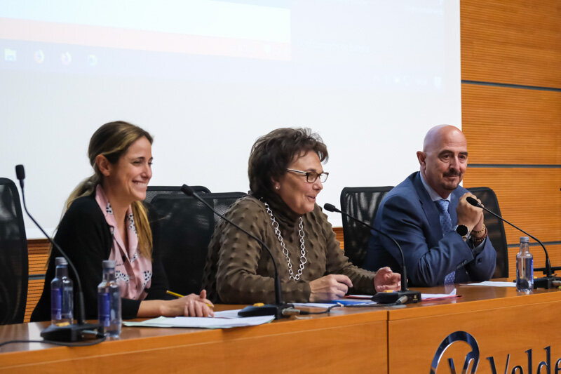 Miembros del Gobierno durante la jornada (Foto: Gobierno de Cantabria)