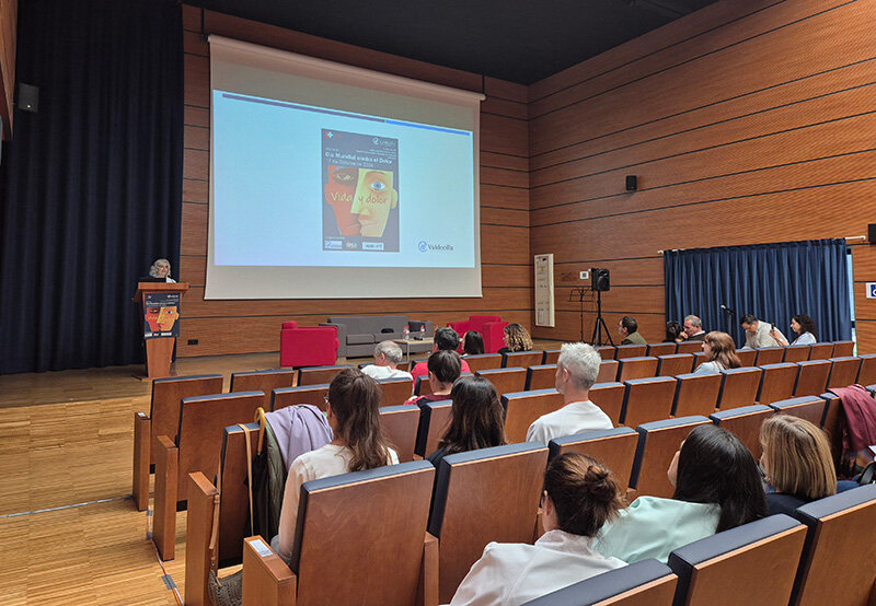 La directora gerente de Valdecilla durante la apertura de la jornada (Foto: Medicina Cantabria)